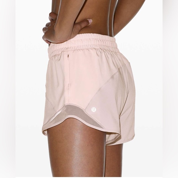Lululemon Hotty Hot Short *Asym - Butter Pink / Light Chrome / Light Chrome LE - Picture 4 of 5